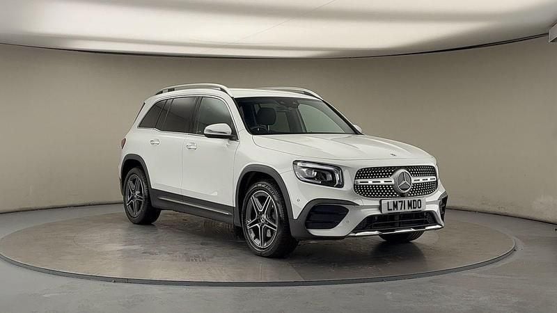 Digital white Used 2021 Mercedes GLB200 AMG line SUV | £25,400 (Fair price) - Image 1/4