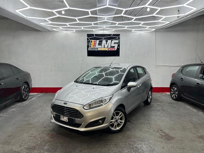 Used Ford Fiesta Zetec 2015 Silver Hatchback