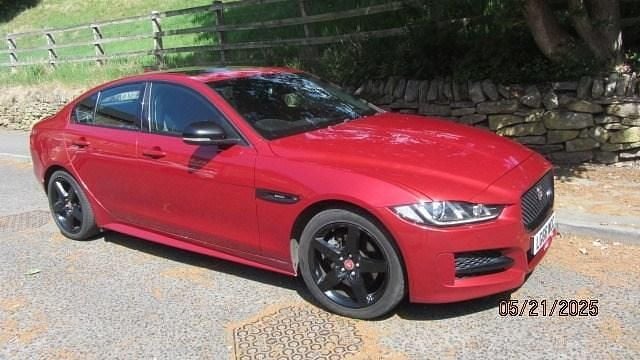 Red Used 2016 Jaguar XE R-Sport Sedan | £3,250 (Expensive) - Image 1/4