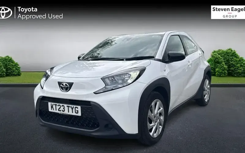 Used Toyota Aygo X PURE 72 HP (52 kW) 2025 SUV
