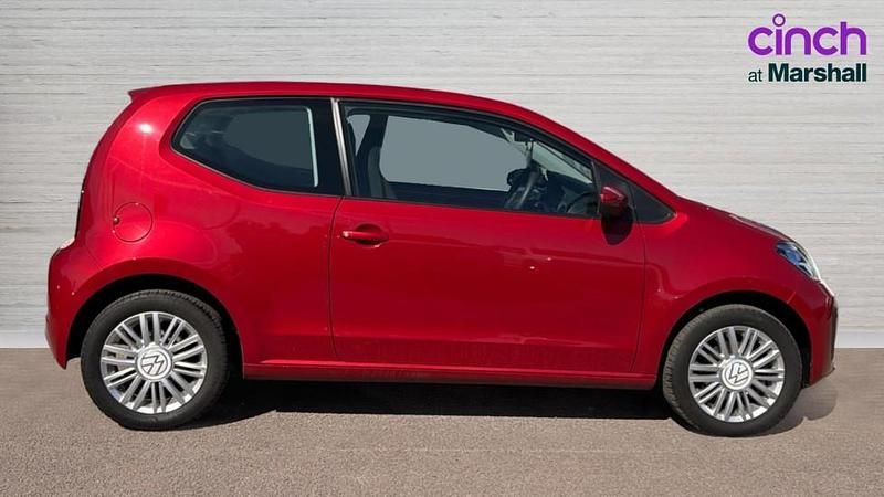 Używany VW up! 65 KM (47 kW) 2021 Czerwony Hatchback