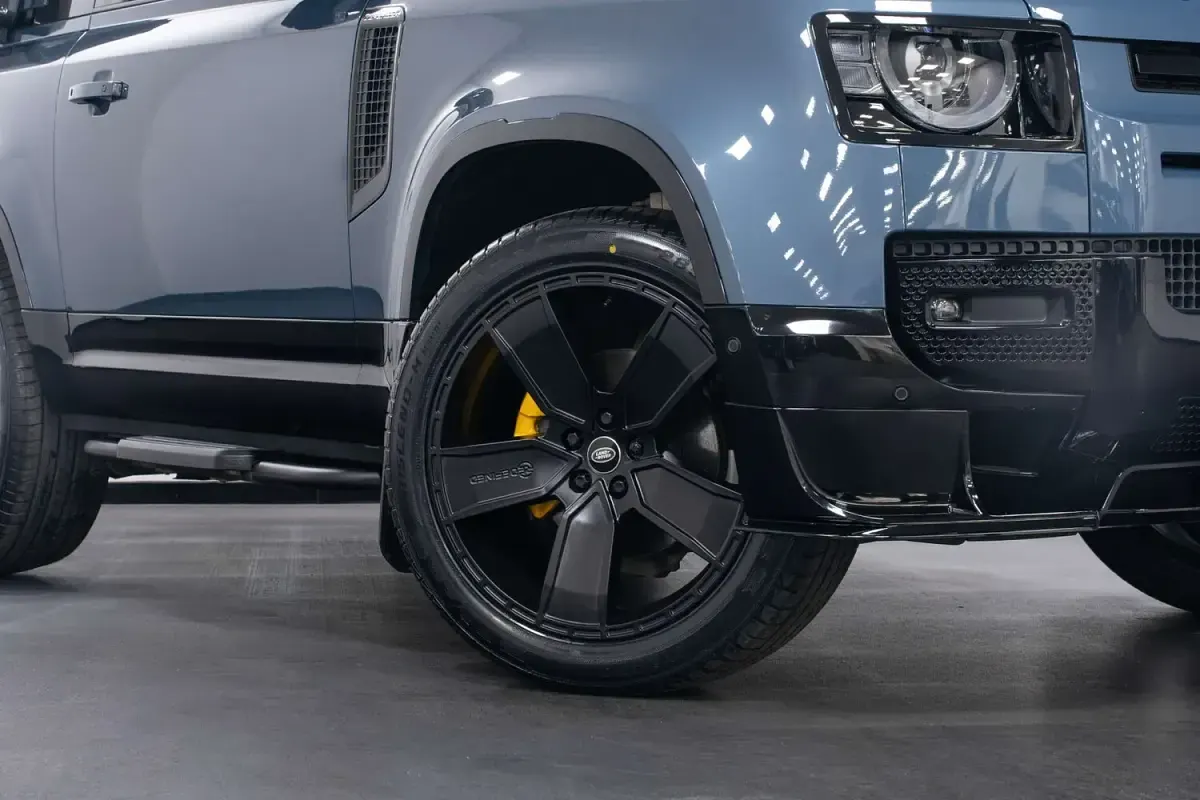 Used Land Rover Defender SE Dynamic 2022 Blue SUV