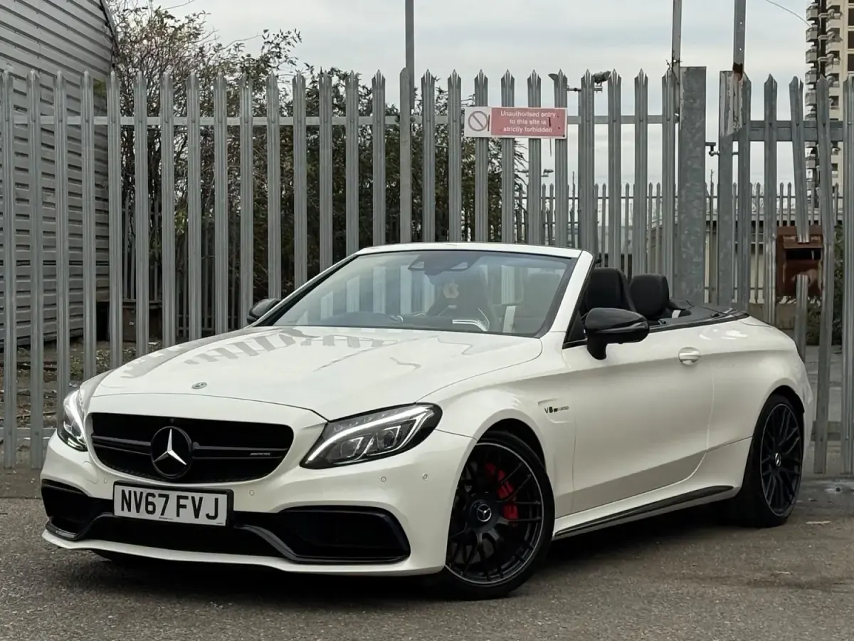 Usado Mercedes C63 AMG Premium 2018 Branco Cabrios