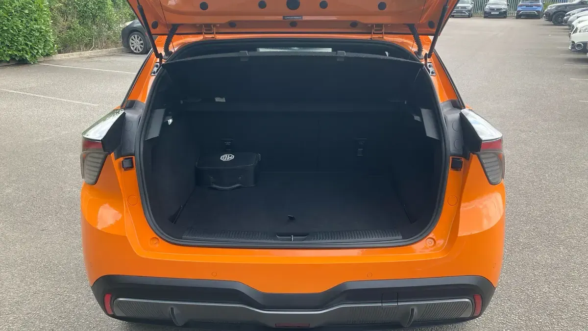 Used MG MG4 EV Trophy 149 kW (203 HP) 2023 Orange Hatchback