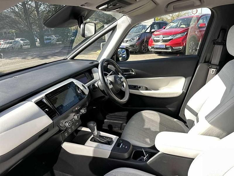Used Honda Jazz Hybrid 109 HP (80 kW) 2023 Black Hatchback