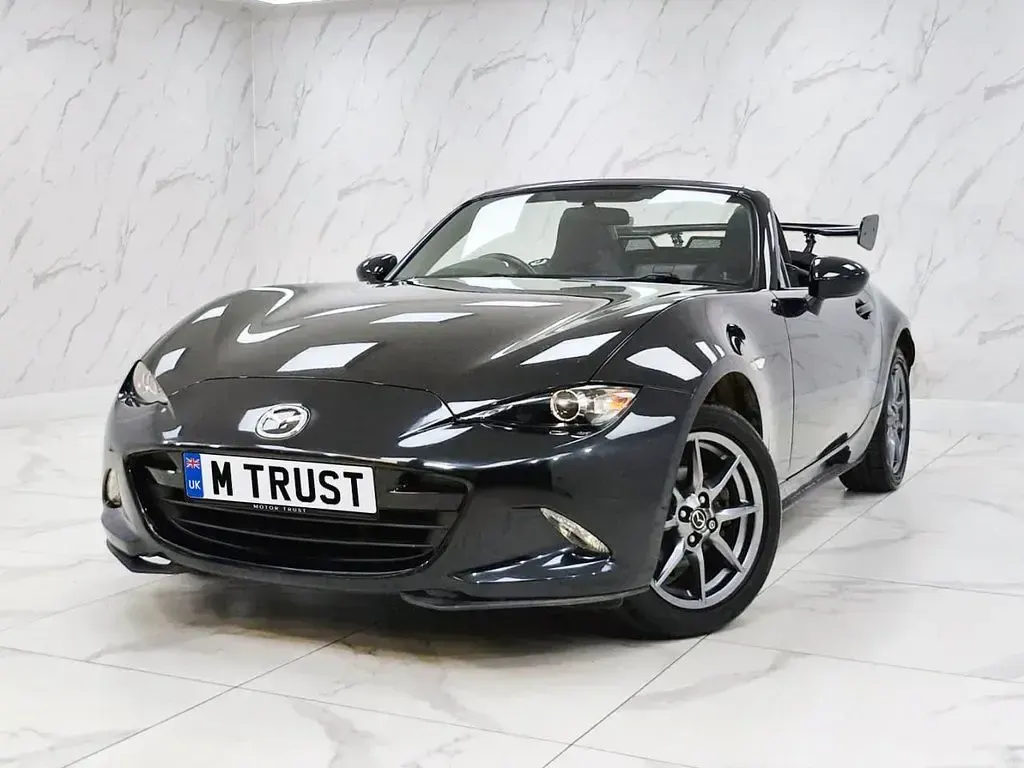 Used Mazda MX5 132 HP (97 kW) 2019 Black Cabriolet