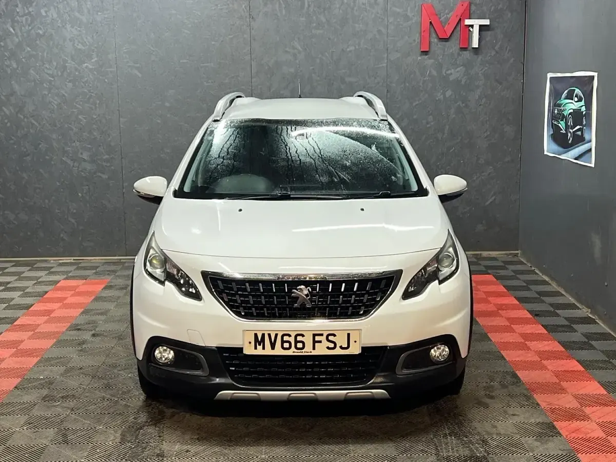 Used Peugeot 2008 Allure 82 HP (60 kW) 2016 White SUV