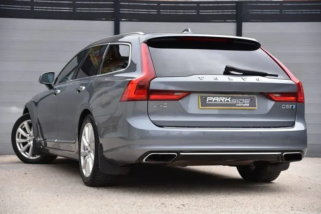 Used Volvo V90 Inscription 231 HP (169 kW) 2017 Grey Estate