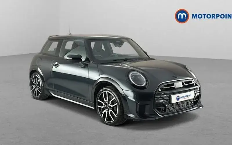 Used Mini Cooper Sport 114 kW (156 HP) 2026 Hatchback