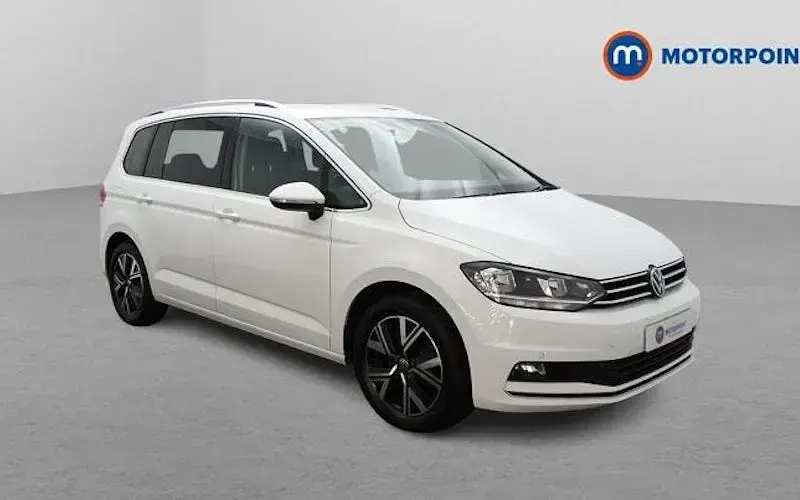 Used VW Touran SEL 150 HP (110 kW) 2025 MPV