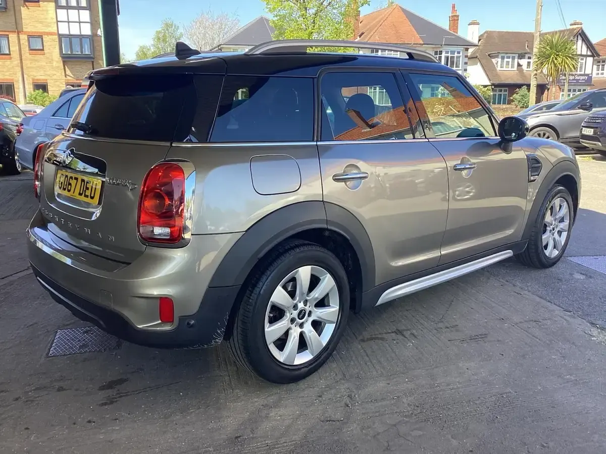 Used Mini Cooper D 150 HP (110 kW) 2017 Silver Hatchback