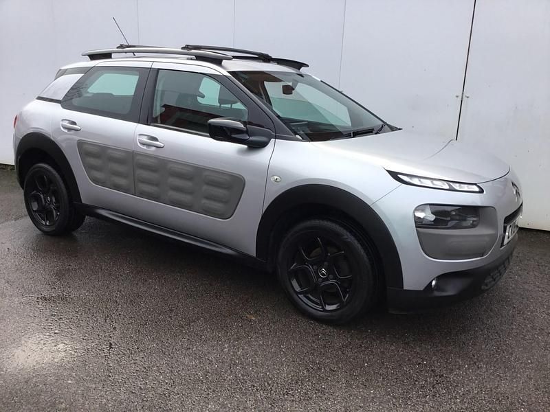 Silver Used 2015 Citroën C4 Cactus Feel Hatchback | £4,995 (Fair price) - Image 1/4