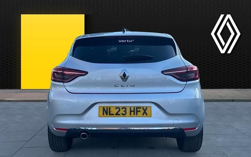 Gebraucht Renault Clio V Techno 90 PS (66 kW) 2023 Silber Kleinwagen