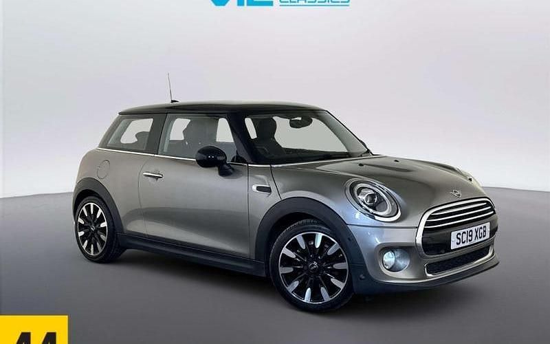 Begagnad Mini Cooper Exclusive 136 HK (100 kW) 2021 Halvkombi