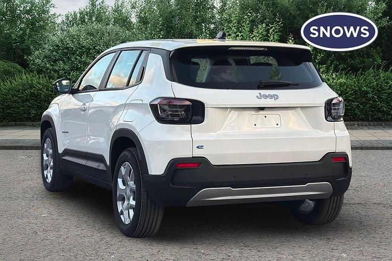 New Jeep Avenger EV Altitude 2026 Snow SUV