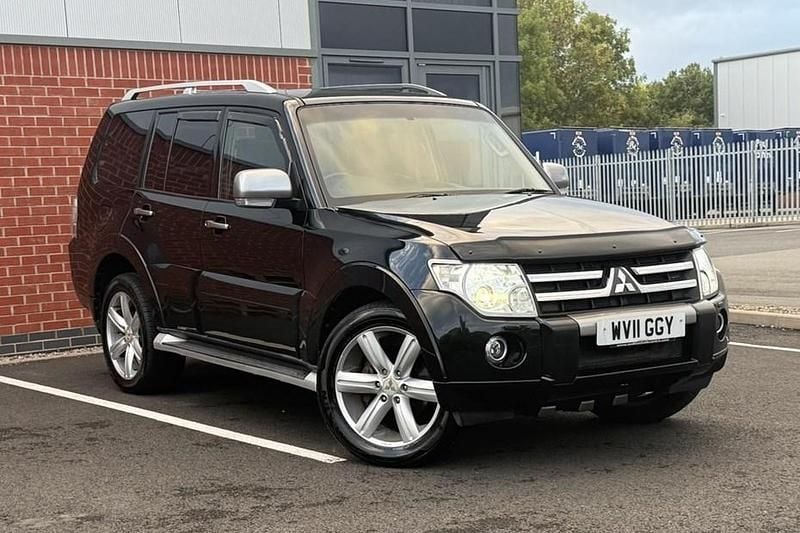 Black Used 2011 Mitsubishi Shogun SUV | £8,995 (Fair price) - Image 1/1