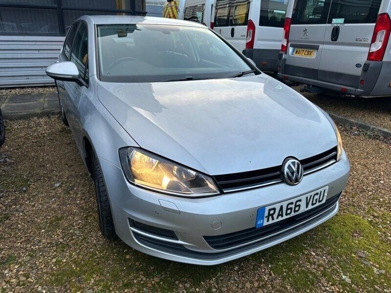 Silver Used 2017 VW Golf VII Edition Hatchback | £5,995 (Fair price) - Image 1/4