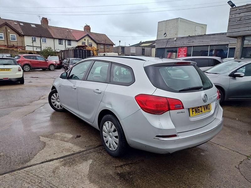 Used Vauxhall Astra 2012 Silver Estate