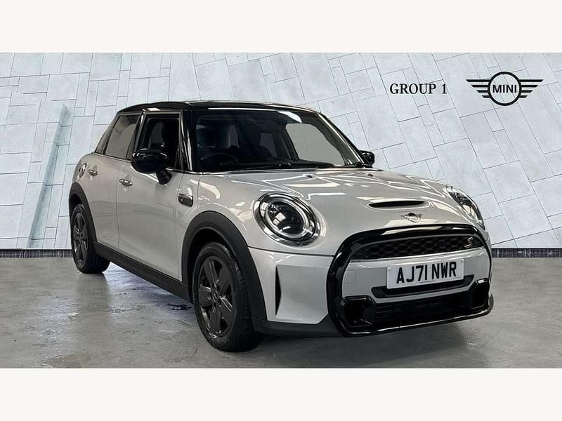 Silver Used 2022 Mini Cooper S Classic Hatchback | £19,450 (Good price) - Image 1/4
