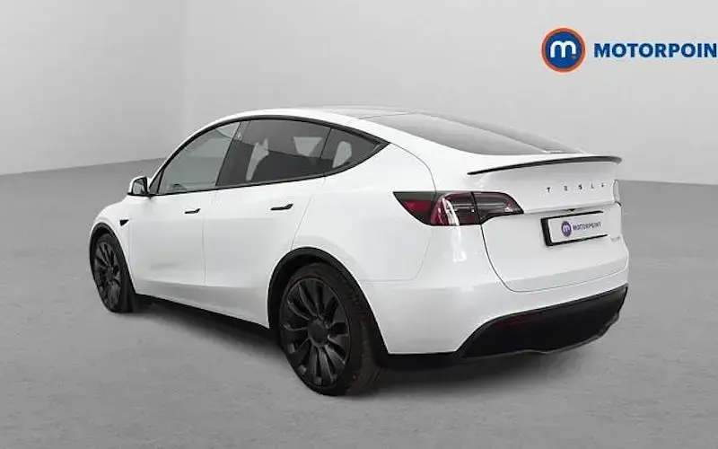 Used Tesla Model Y Performance 392 kW (534 HP) 2023 White SUV
