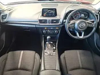 Usado Mazda 3 Inclusive 120 CV (88 kW) 2017 Rojo Utilitario