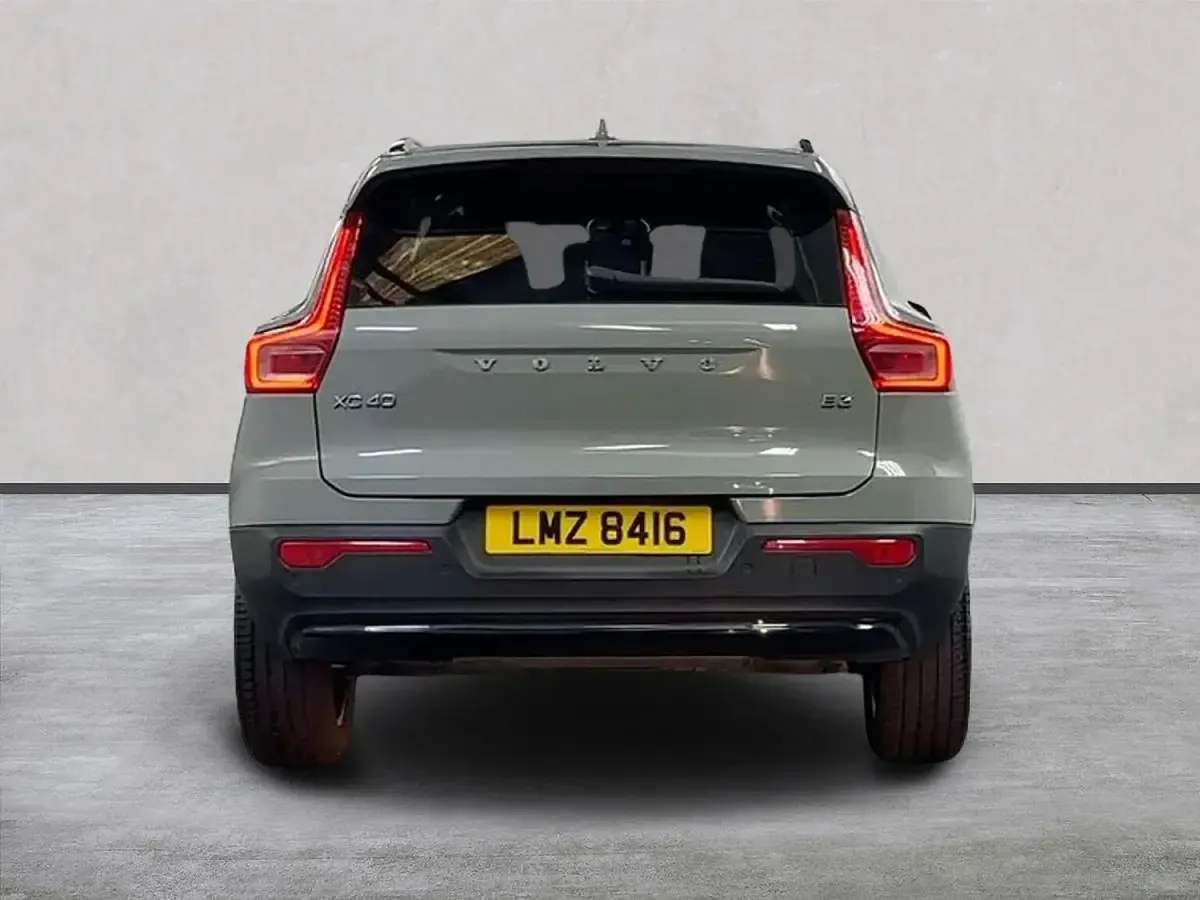 Used Volvo XC40 Plus 2023 Green SUV