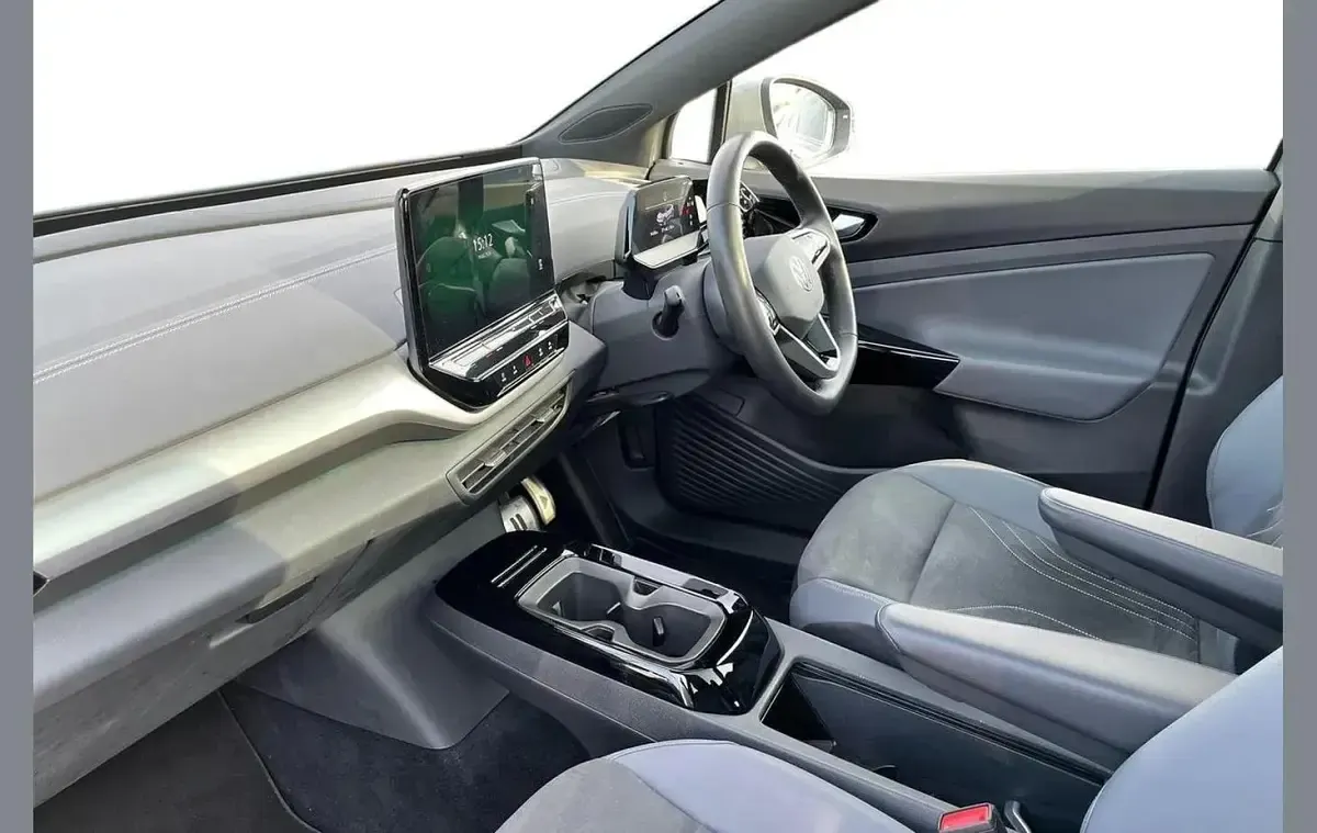 Begagnad VW ID.5 Pro Performance 150 kW (204 HK) 2023 Grå SUV