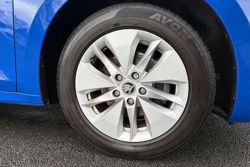 Used Skoda Octavia SE Technology 113 HP (83 kW) 2022 Blue Hatchback