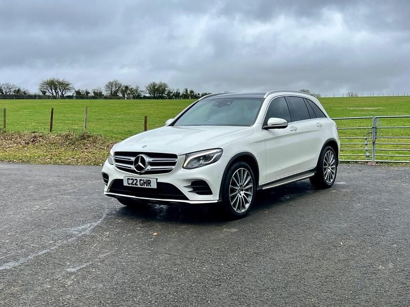 Used Mercedes GLC250 AMG Line Premium 2018 White Estate
