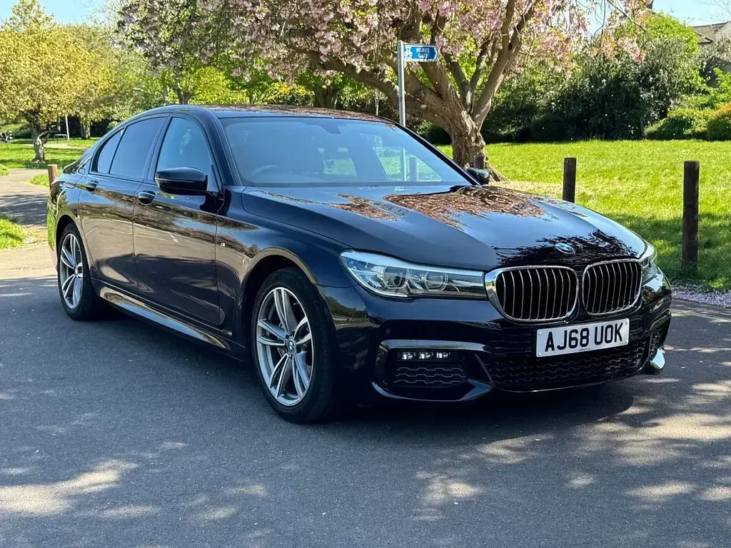 Used BMW 730 M Sport 265 HP (194 kW) 2018 Black Sedan