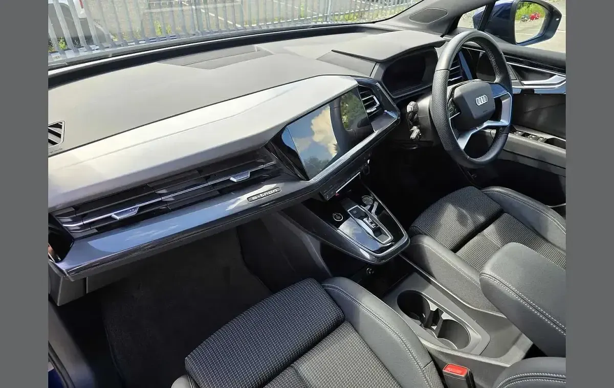 Used Audi Q4 e-tron S-Line 150 kW (204 HP) 2023 Blue SUV