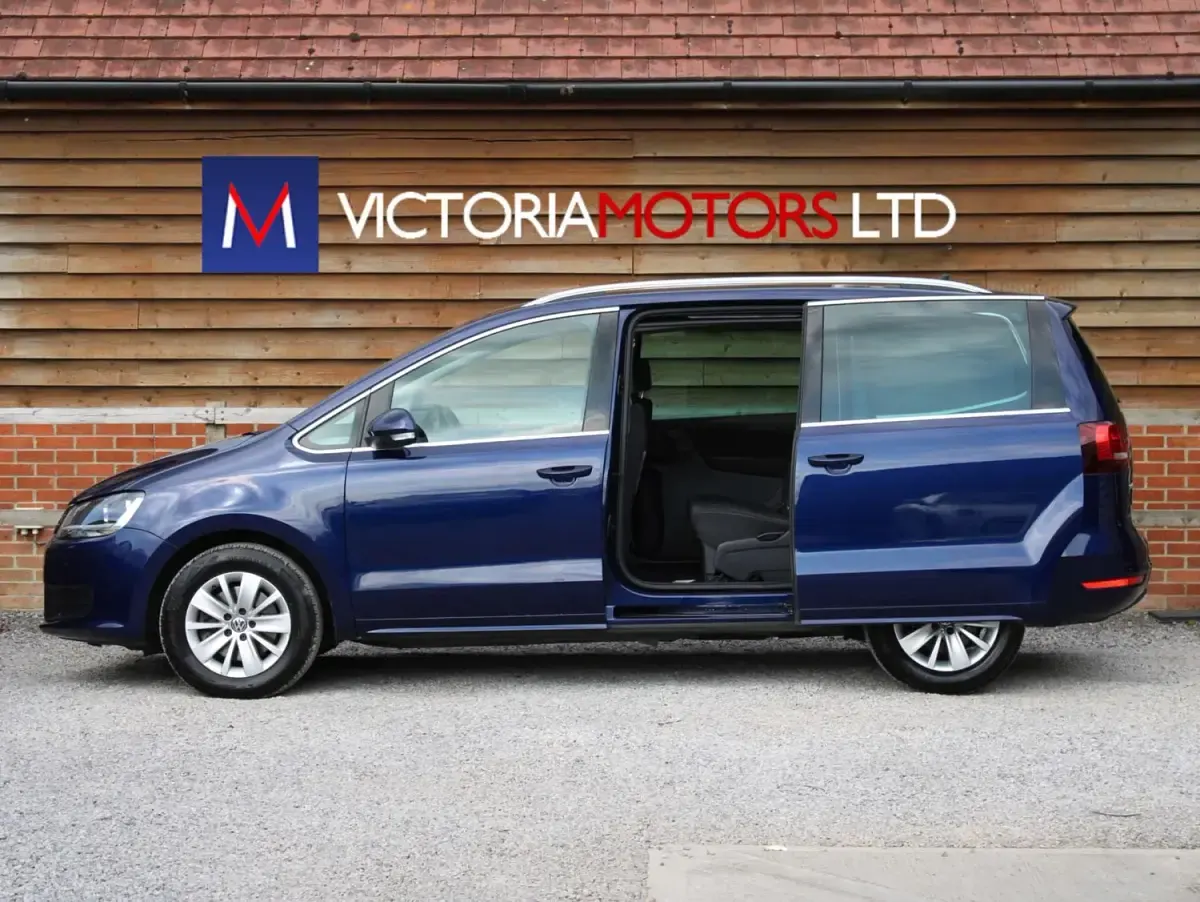 Used VW Sharan SE 150 HP (110 kW) 2020 Blue MPV