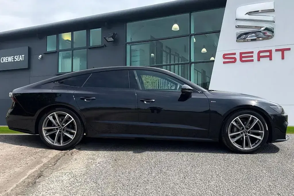Used Audi A7 Sportback Black Edition 204 HP (150 kW) 2022 Black Hatchback