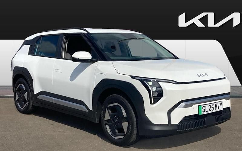 Used 2025 Kia EV3 Air SUV | £29,024 (Good price) - Image 1/4