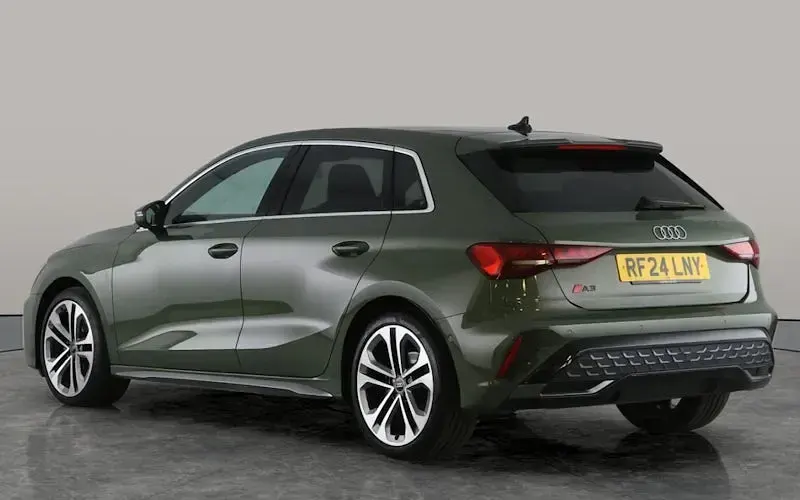 Used Audi A3 Sportback S-Line 150 HP (110 kW) 2024 Green Hatchback