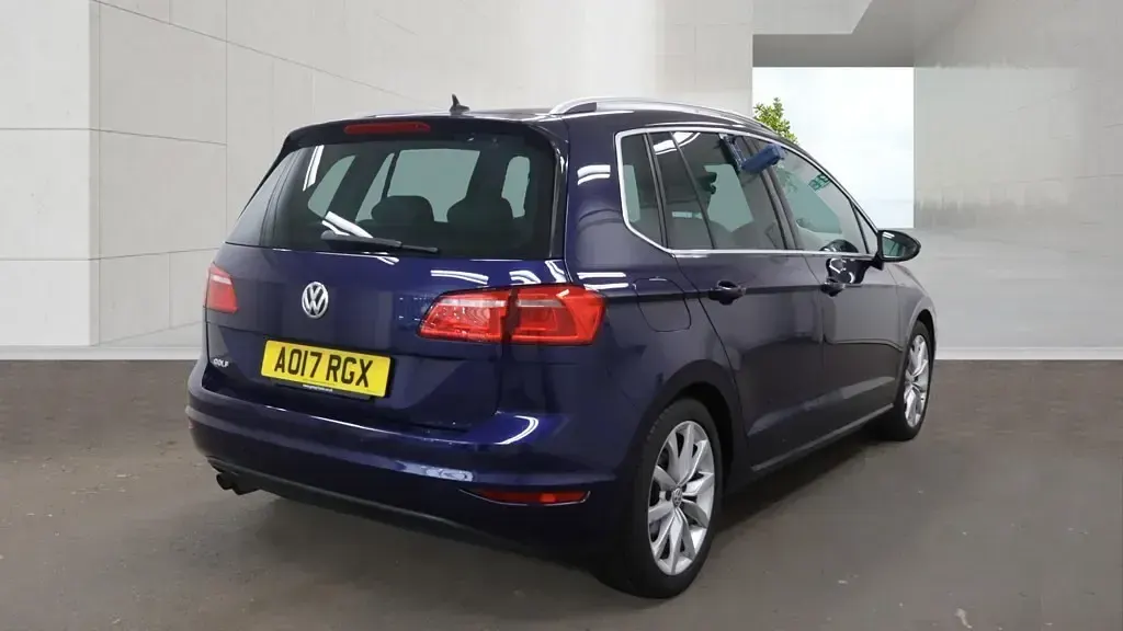 Used VW Golf Sportsvan GT 2017 Blue MPV
