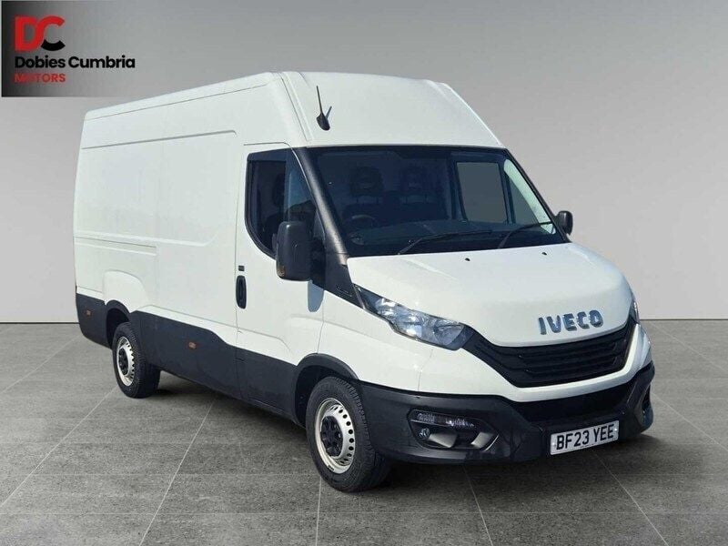 White Used 2023 Iveco Daily | £19,450 (Good price) - Image 1/4