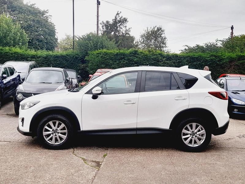 White Used 2016 Mazda CX-5 SUV | £7,495 (A bit pricey) - Image 1/4