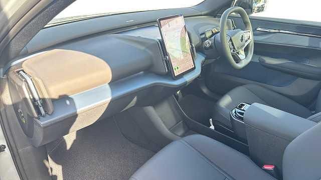 New Volvo EX30 CC Performance 310 kW (422 HP) 2026 SUV