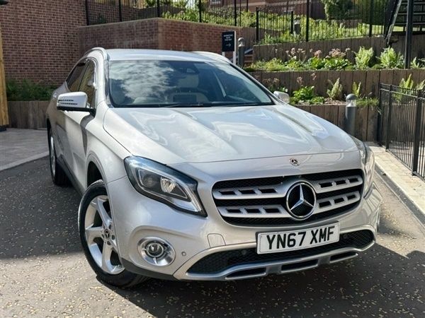 Silver Used 2017 Mercedes GLA200 Premium SUV | £9,489 (A bit pricey) - Image 1/1
