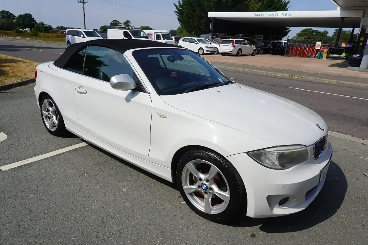 Used BMW 118 Cabriolet Exclusive 2013 White Cabriolet