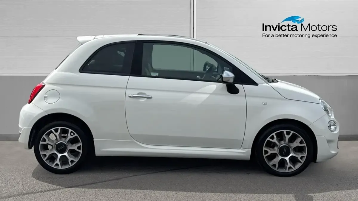 Used Fiat 500 Rock 70 HP (51 kW) 2021 Bossa nova white Hatchback