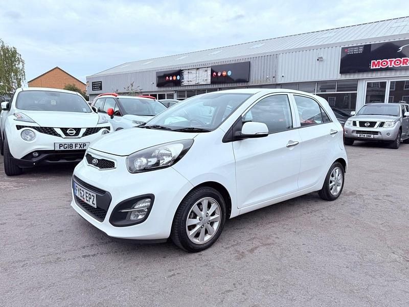White Used 2012 Kia Picanto 2 Hatchback | £2,475 (Fair price) - Image 1/4