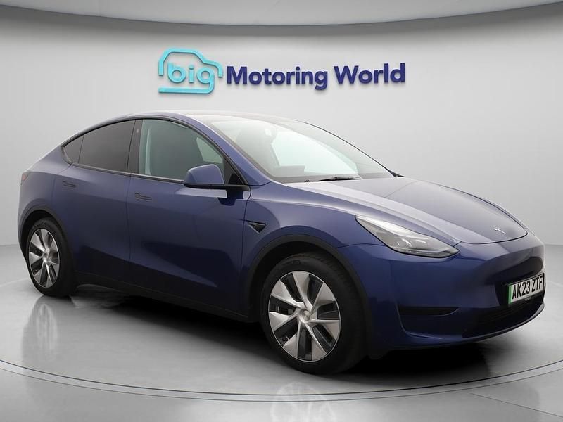 Blue Used 2023 Tesla Model Y SUV | £25,300 (Super price) - Image 1/4