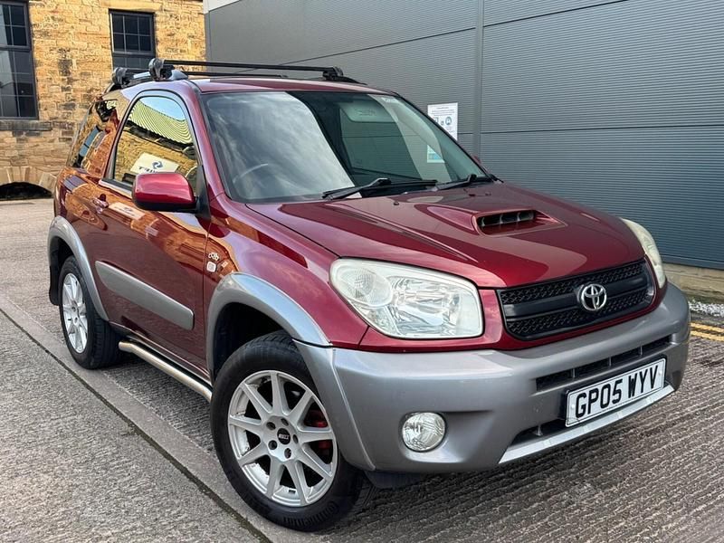 Used Toyota RAV4 2005 Red SUV