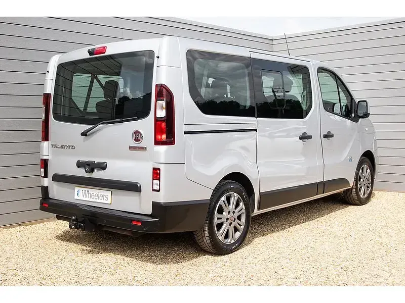 Used Fiat Talento Active 2017 Metallic light grey MPV