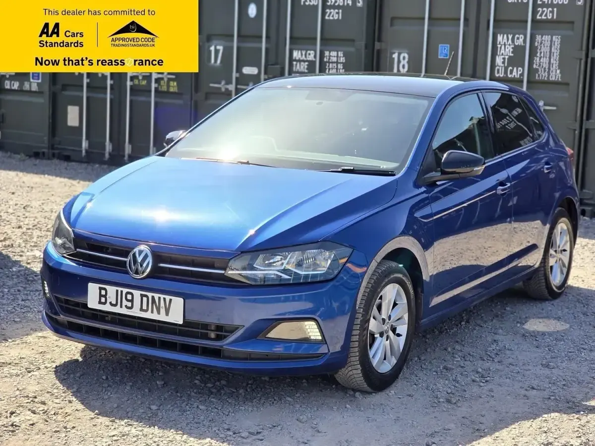 Used VW Polo SE 95 HP (69 kW) 2019 Blue Hatchback