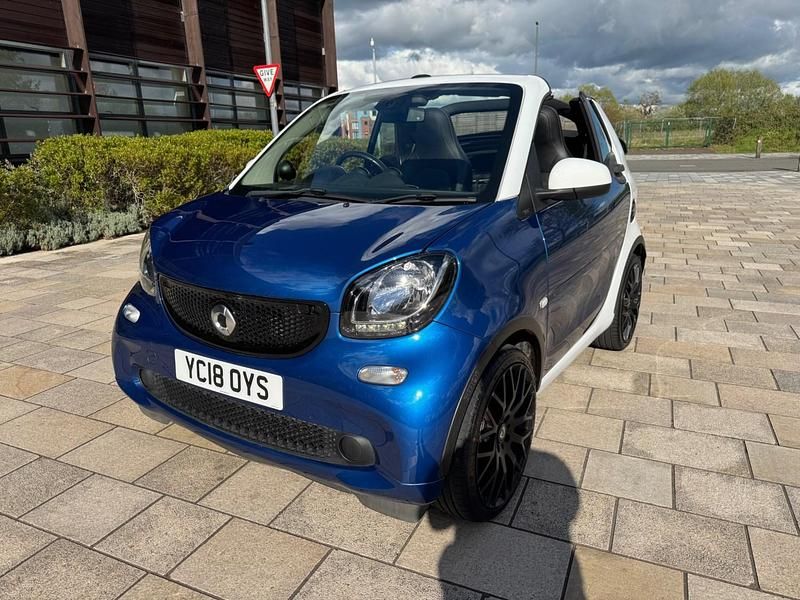 Used Smart ForTwo Cabrio Premium 2018 White Cabriolet