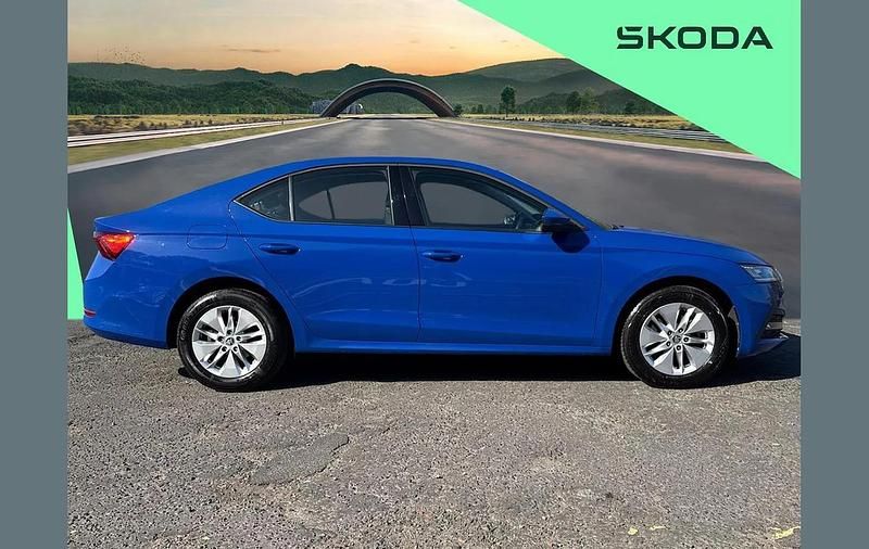 Used Skoda Octavia SE 110 HP (80 kW) 2022 Blue Hatchback