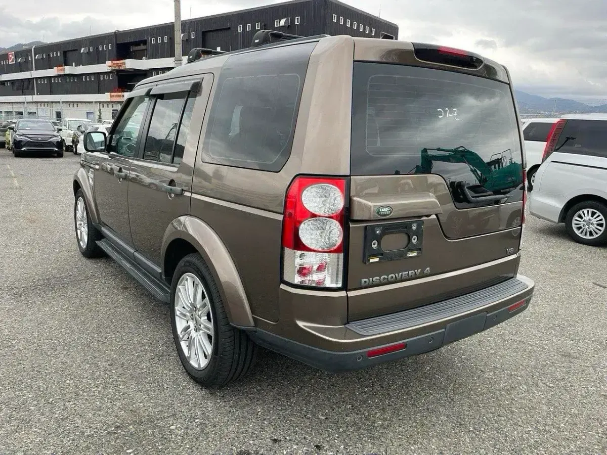 Used Land Rover Discovery 4 SE 2011 Bronze SUV